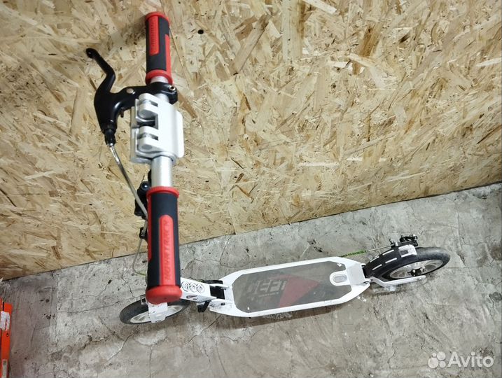 Самокат складной с дисковыми тормозами