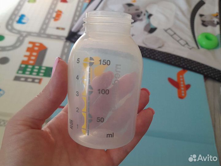 Молокоотсос medela ручной