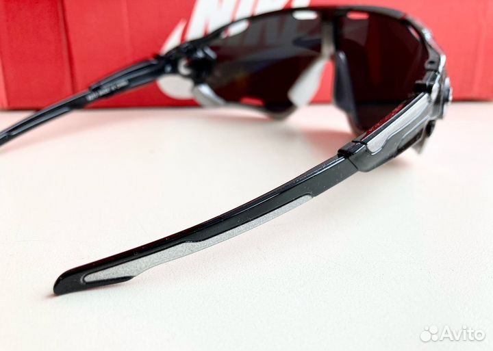 Спортивные очки Oakley Jawbreaker чёрные