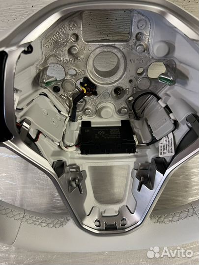 Новый оригинальный сенсорный руль Volkswagen