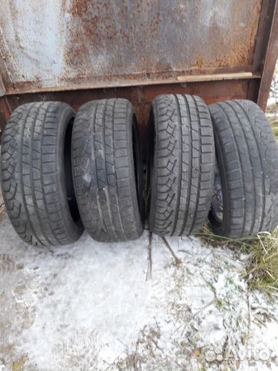 Pirelli Winter Sottozero 215/45 R18