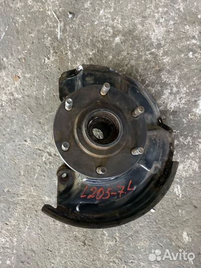 Кулак поворотный левый, Mitsubishi L200 (2015-2022) 2015