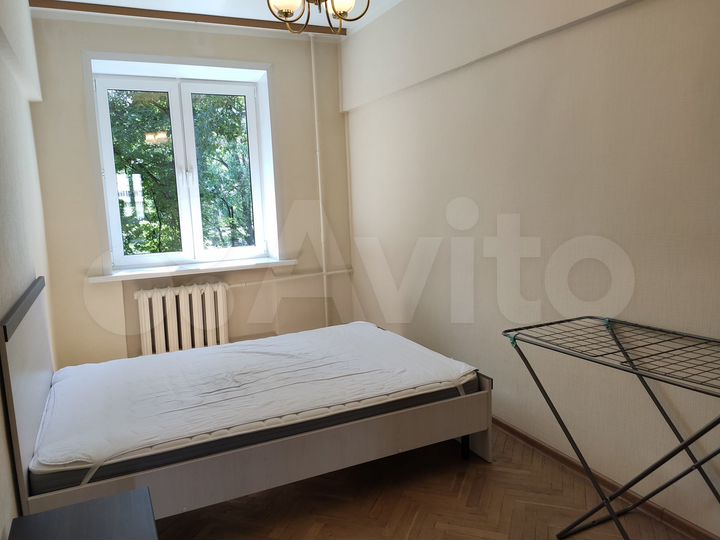 3-к. квартира, 65 м², 2/5 эт.