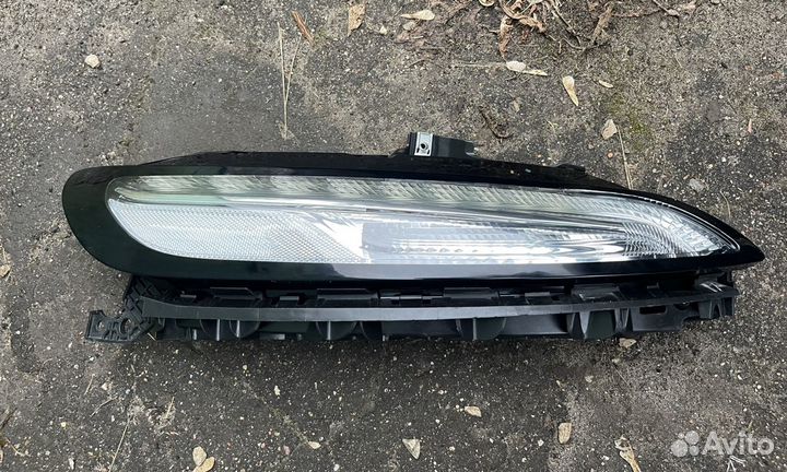 Фара правая ходовой огонь Jeep Cherokee KL