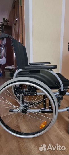 Инвалидная коляска