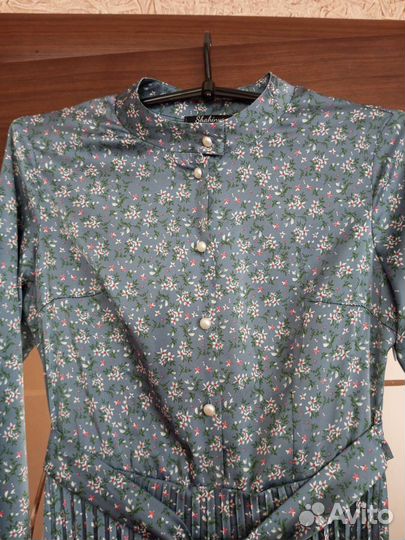 Платье шелковое в пол