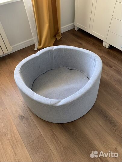 Детский сухой бассейн с шариками