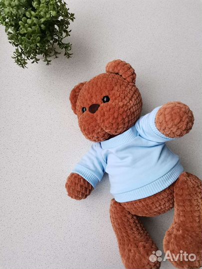 Мишка в одежде вязаный оригинальный подарок