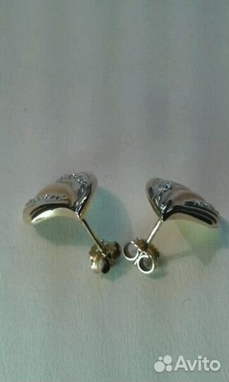 Золотые серьги с бриллиантами