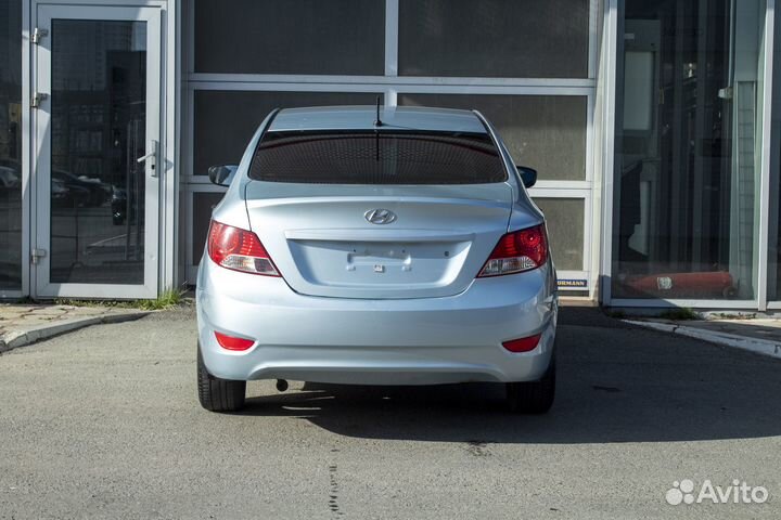 Hyundai Solaris 1.6 AT, 2012, 163 663 км