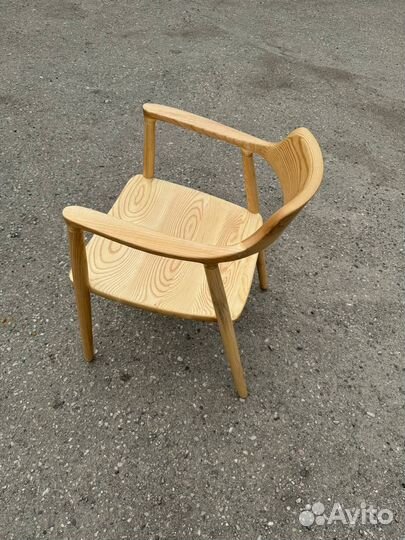 Дизайнерские стулья из цельного массива