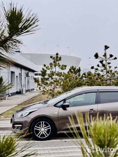 Kia Ceed 1.6 AT, 2017, 135 000 км