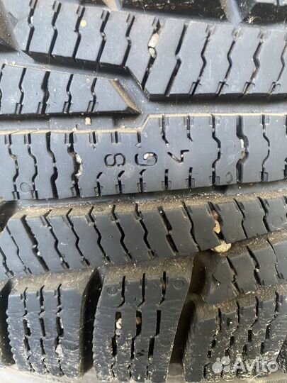 Новый комплект зимних колес р14