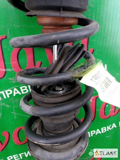 Стойка передняя правая toyota crown