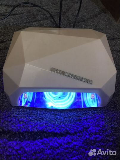 Лампа для ногтей