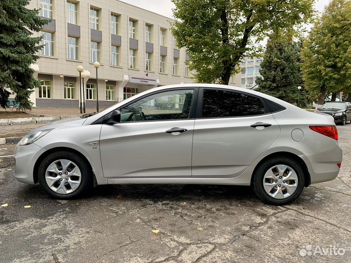 Hyundai Solaris 1.6 AT, 2011, 165 000 км