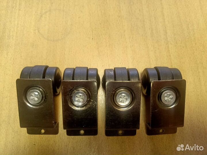 Ролики мебельные