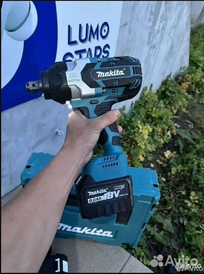 Гайковерт аккумуляторный makita 2200 N.m