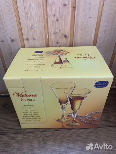 Бокалы под шампанское или вино новые Богемия