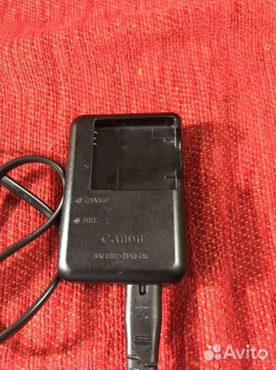 Зарядное устройство Canon CB-2LAE