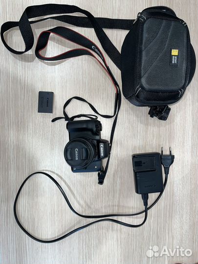 Canon eos M50 + объектив kit