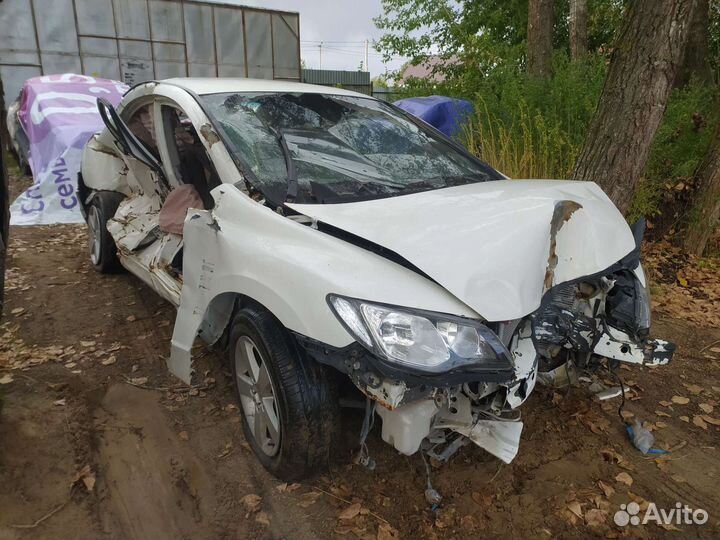 Разбор Honda civic 4d 1.8 АКПП, запчасти