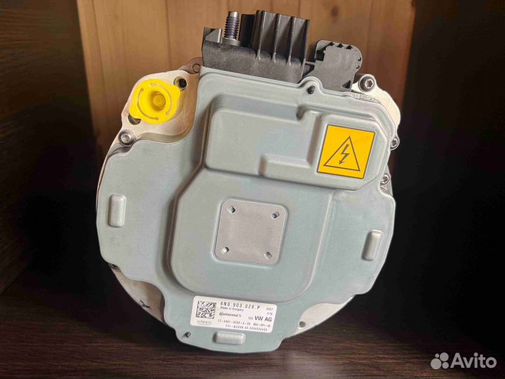 Генератор Audi A7 (2018-2023) 4N0 903 028 P