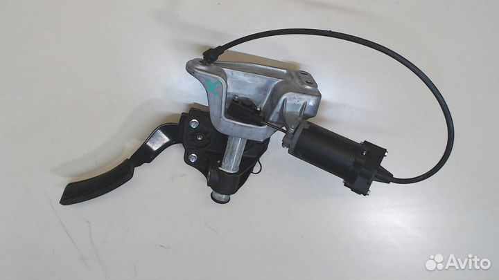 Педаль газа Infiniti QX56, 2005