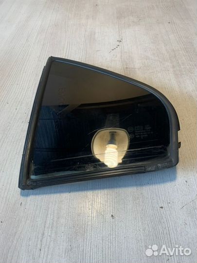 Форточка двери задняя левая Chevrolet Epica X20D1