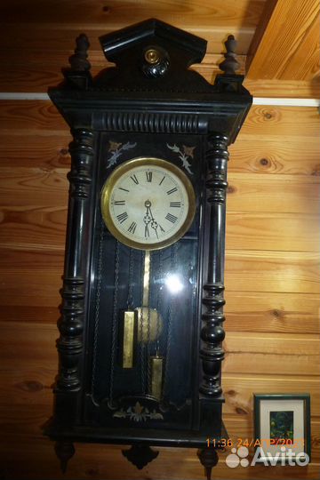 Старинные настенные антикварные часы