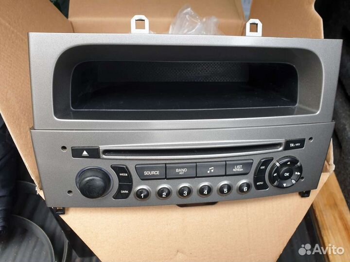 Штатная магнитола peugeot 308 /408