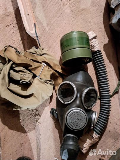 Противогаз