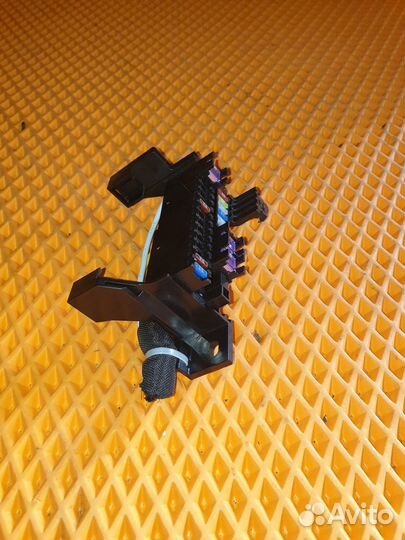 Блок предохранителей салонный Mazda 6