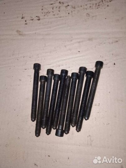 Болт гбц Audi, Volkswagen ADR 1,8