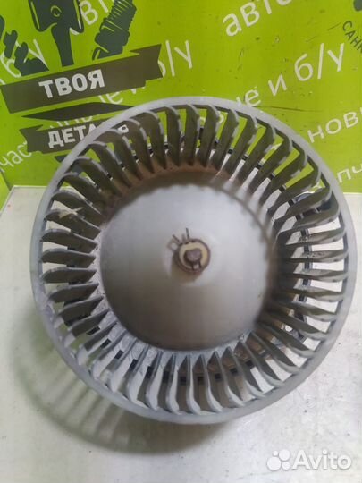 Моторчик отопителя Ford Probe GT 1990