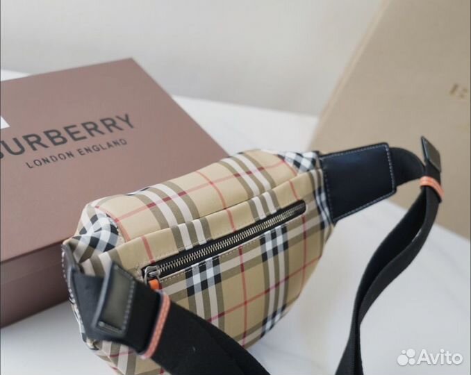 Сумка на пояс burberry