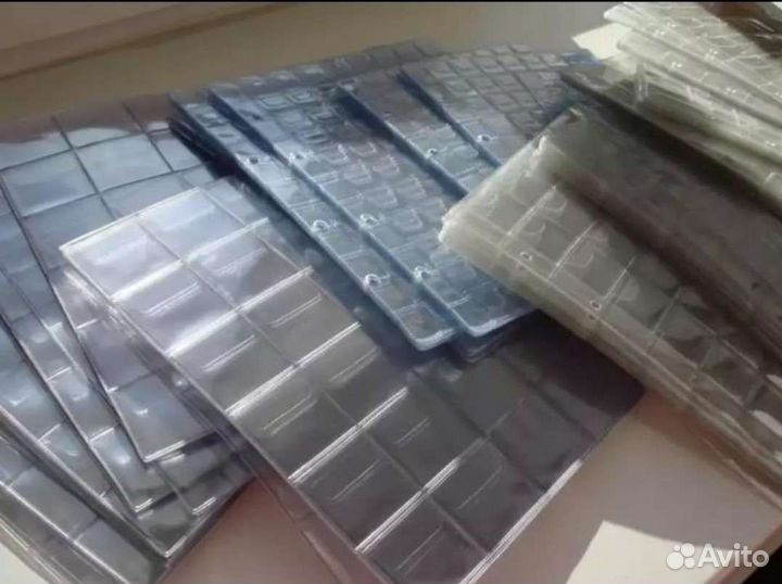 Листы с ячейками для монет и банкнот