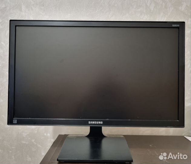 Монитор Samsung 22 дюйма Full HD