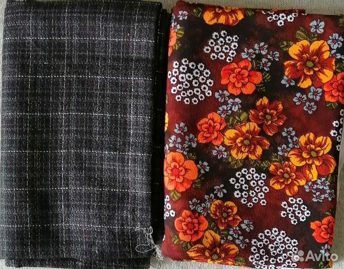 Комплект костюмно-плательных тканей (отрезы)