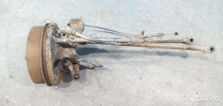 Кулак поворотный задний левый Toyota Corolla 8 (E1