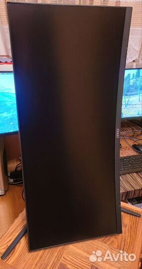 MSI Optix MAG301CR2 200 гц