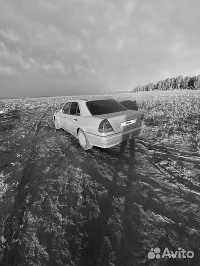 Mercedes-Benz C-класс 2.0 МТ, 1997, 500 000 км