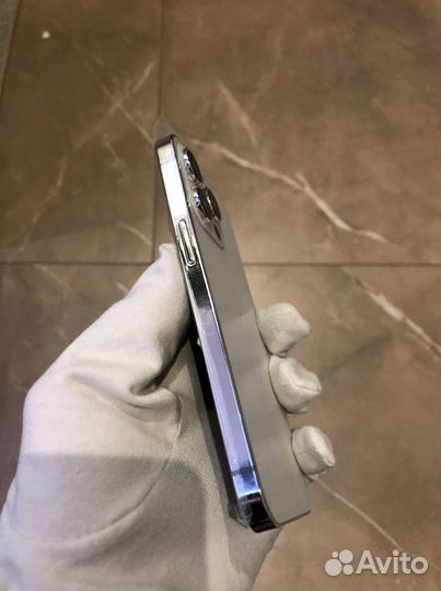 Макет iPhone 13 pro