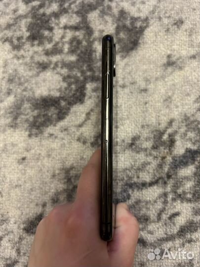 iPhone X, 64 ГБ