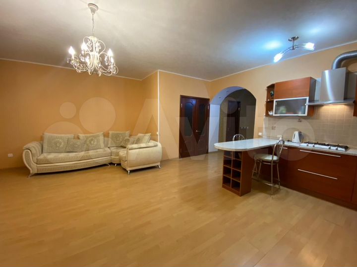 2-к. квартира, 82 м², 6/12 эт.