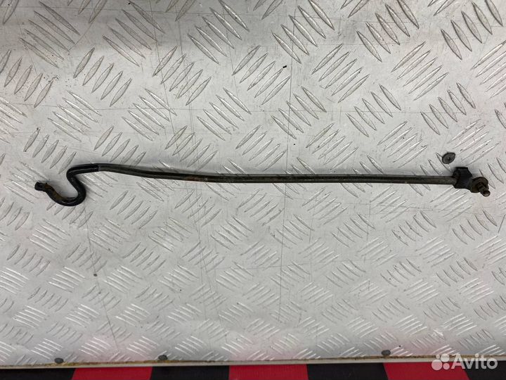 Б/У Держатель капота передний Mazda Demio 1 DW3W