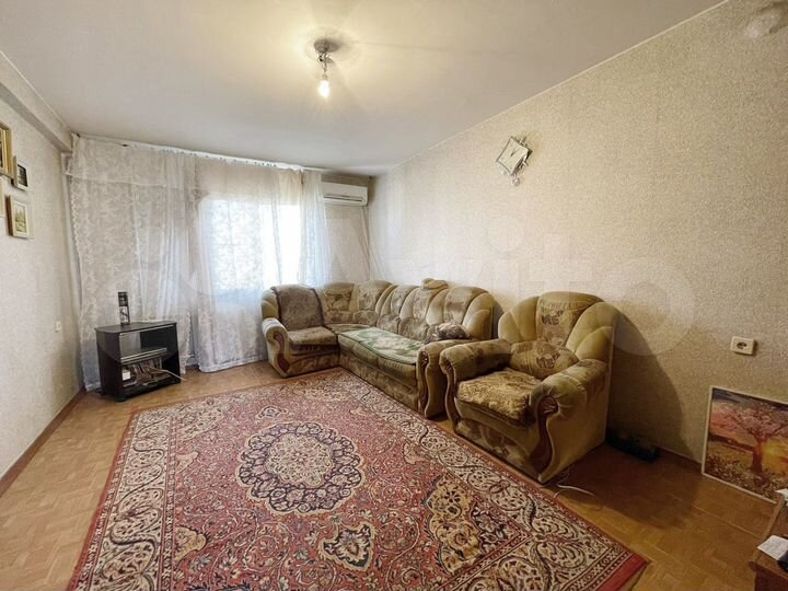 2-к. квартира, 56,1 м², 8/10 эт.