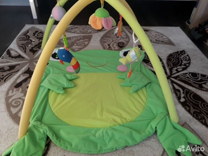 Развивающий коврик