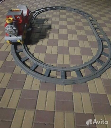 Поезд peg-perego