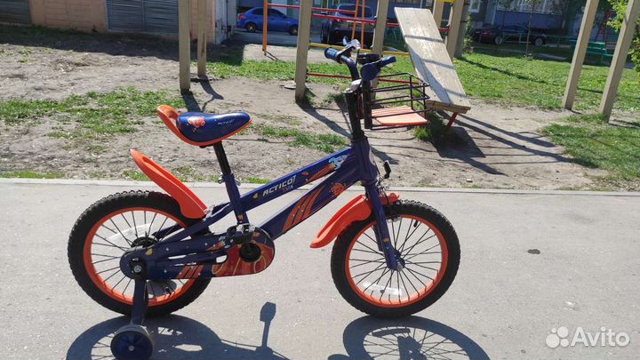 Детский велосипед